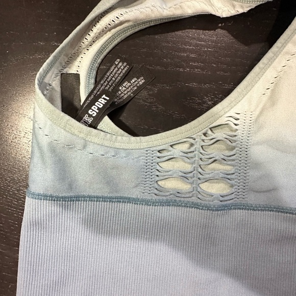 EUC VS Pink Sport bra seamless lightly line ombré seafoam to denim blue 14” P2P - Picture 2 of 4